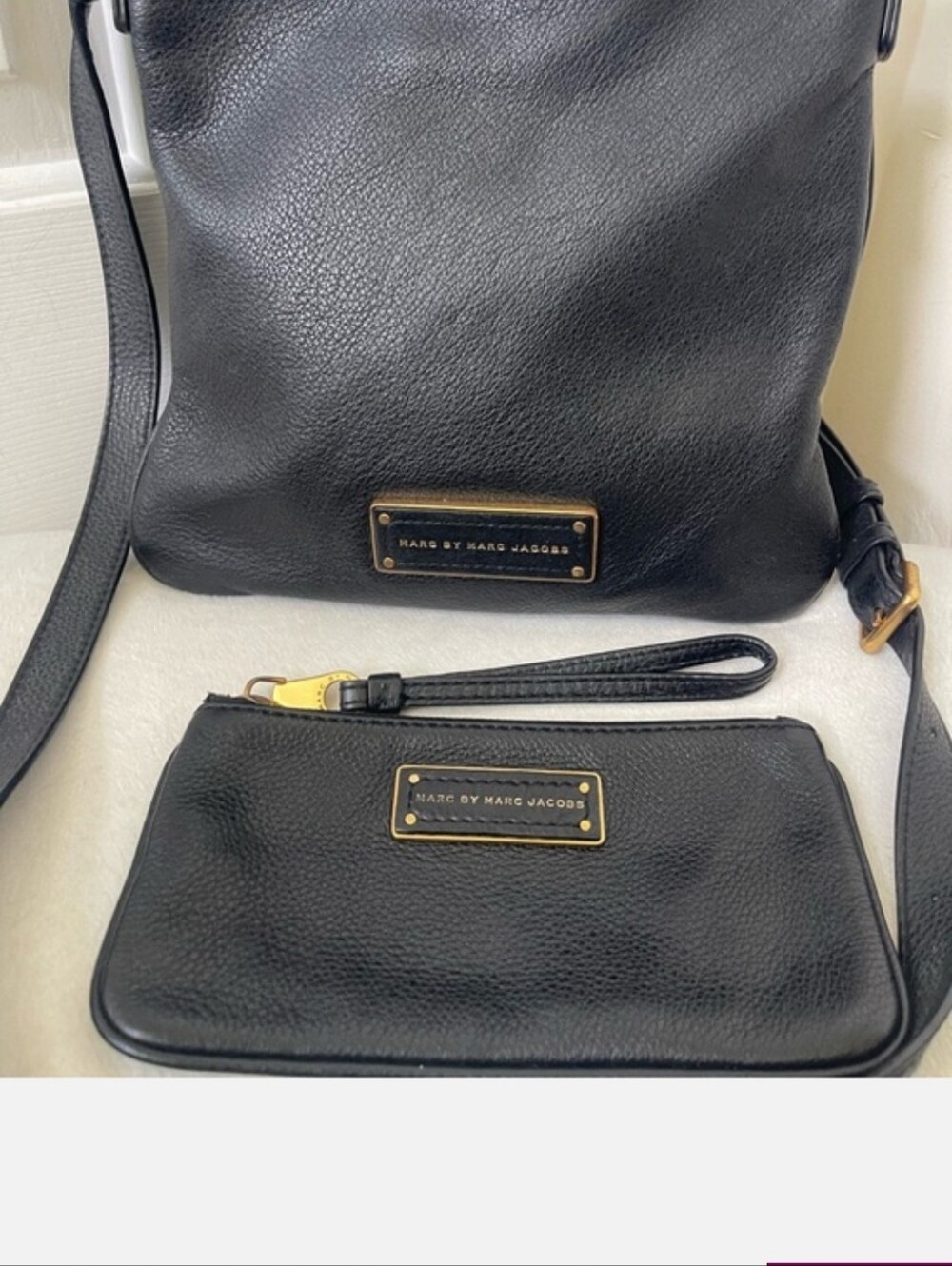 Marc by Marc Jacobs Black Pebbled Leather Crossbody Bag with Wristlet